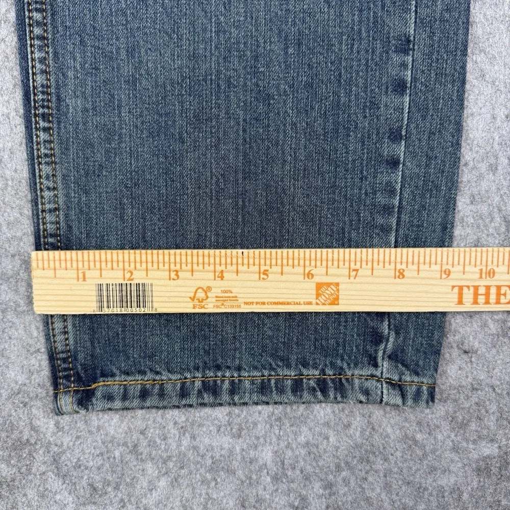 Levis 559 NWT Jeans Mens 38x30 Medium Wash Blue Relaxed Straight $70 MSRP